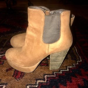 Steve Madden Booties!!